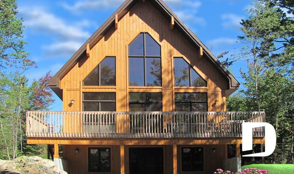 Vue arrière - MODÈLE DE BASE - Plan de chalet rustique, vue panoramique, 3 chambres, 2 salles de bain, plafond cathédrale, foyer, mezzanine - Catalina 3