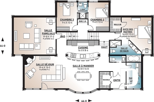 Rez-de-chaussée - Plan maison moderne bord de l'eau, 3 chambres, 2.5 salles de bain, énorme terrasse à l'étage, 2 salons, foyer - Odessa